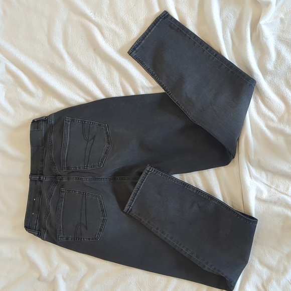 AE Stretch Mom Jean - Picture 2 of 7